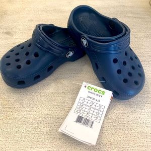 Brand new Croc’s Kids classic navy slip-on clog-C9